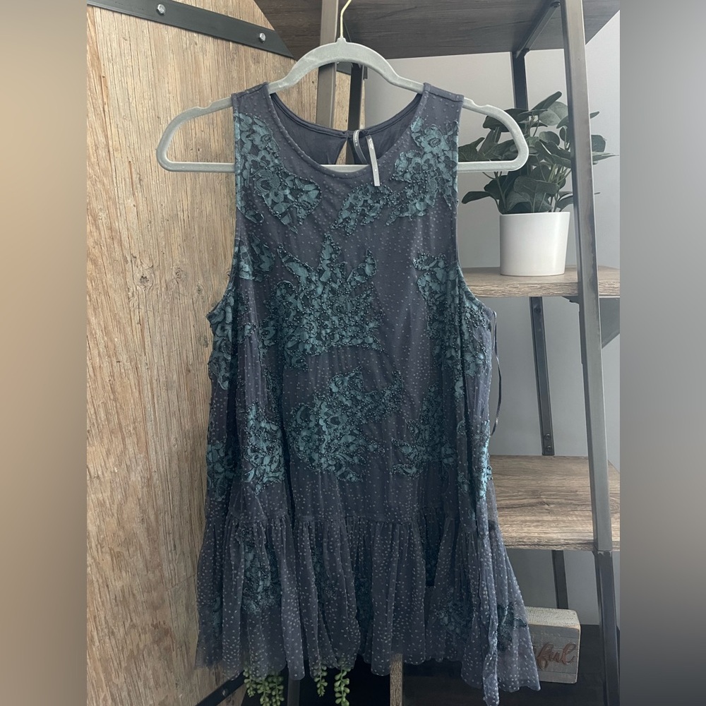 NWOT Athropologie Beaded Blouse SIZE M